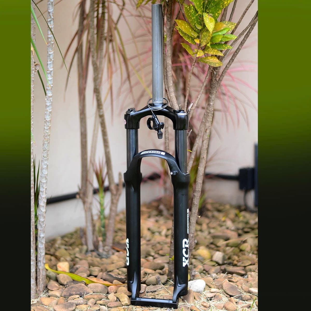Suspensão Bike 29 Suntour XCR 32 Over AR Trava Guidão