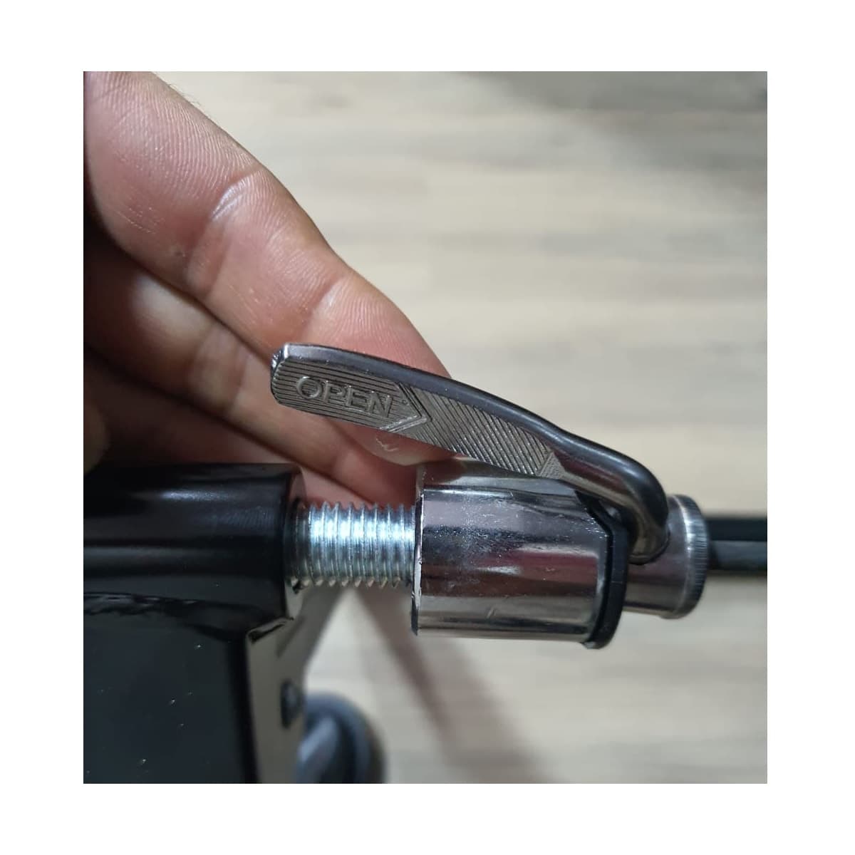 Rolo Treino GTS Bicicleta Magnético Regulagem Guidão Preto