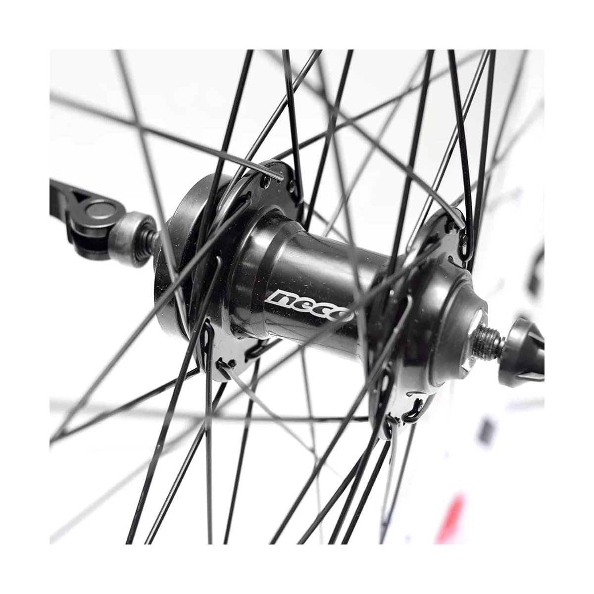Par de Roda 26 Avalanch Cubo K7 Freio Disco 36 Furos Branco