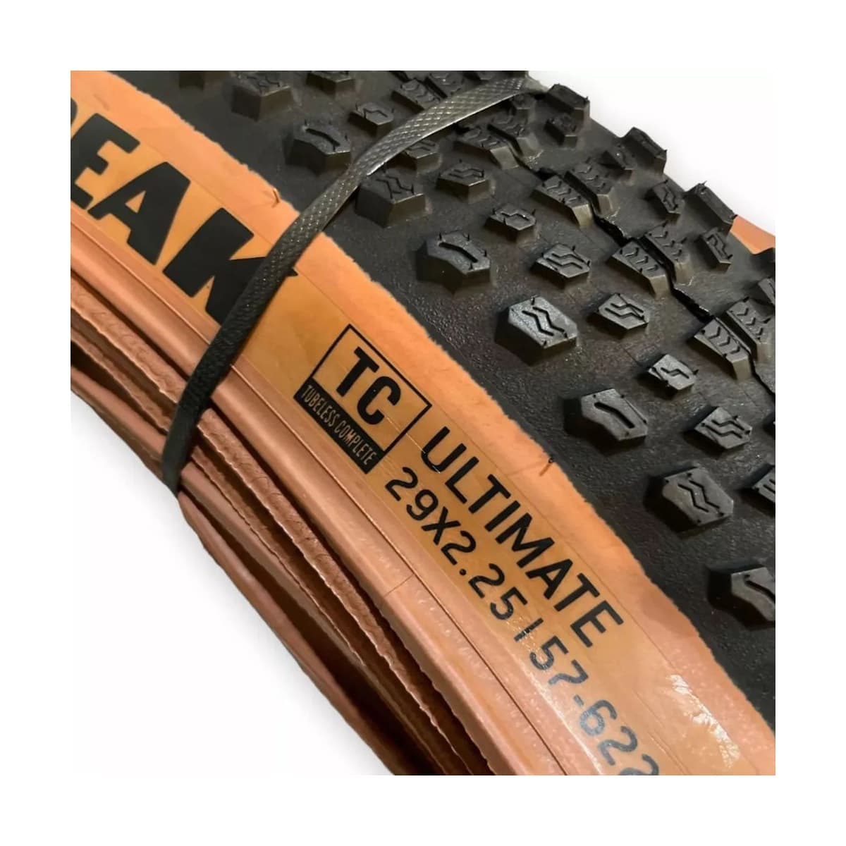Pneu 29x2.25 Good Year Peak Tubeless Complete Preto Faixa Marrom